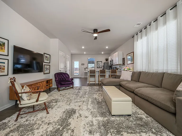 10875 Farmerfield St — Photo 7