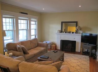 52 Lawndale St UNIT 1, Belmont, MA 02478