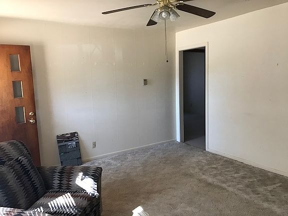 3rd image of 3356 Russell Ave