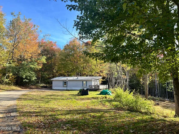 136 Fayville Road, Middle Grove, NY 12850