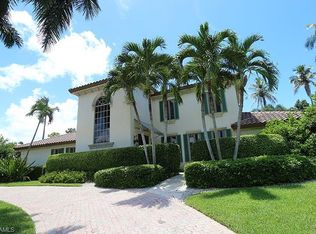260 Champney Bay Ct, Naples, FL 34102