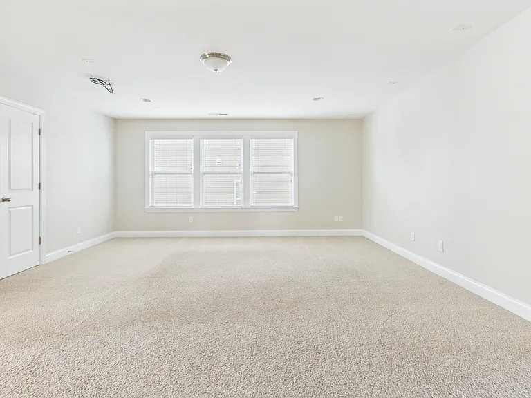 1455 Briarfield Dr NW — Photo 16