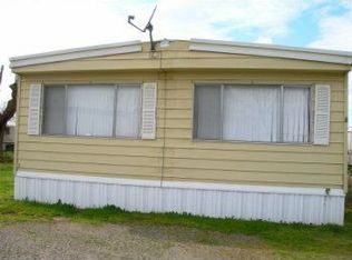 44 Montana Dr, Olivehurst, CA 95961