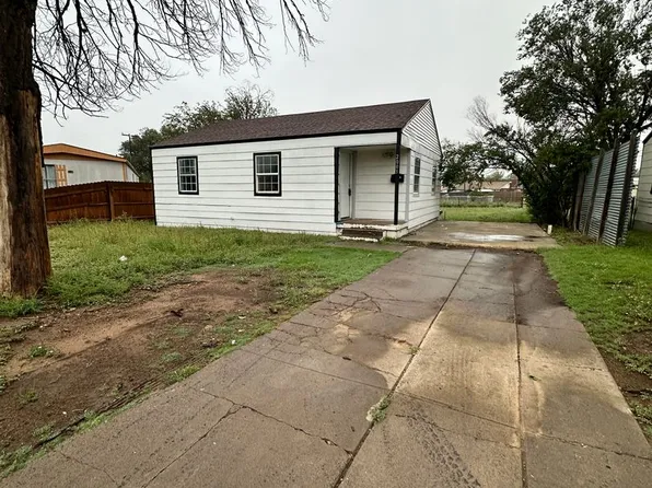 2003 N Manhattan St, Amarillo, TX 79107