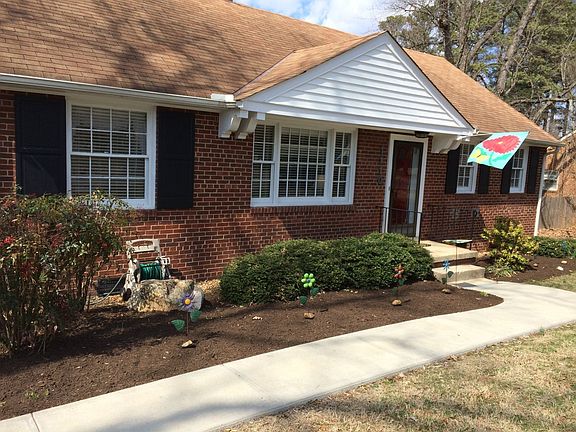3rd image of 1110 Welborne Dr