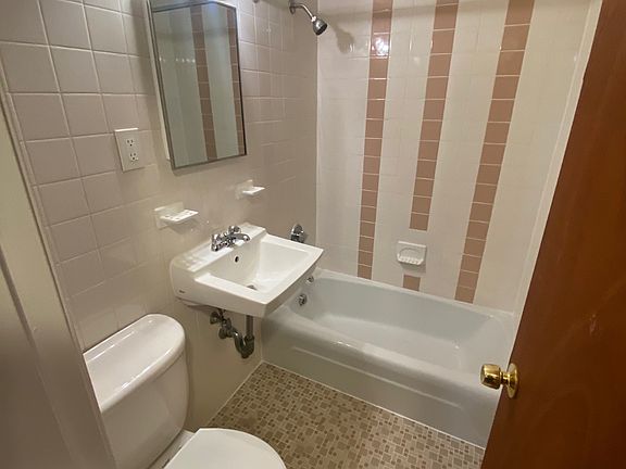5th image of 180 N Beacon St #18