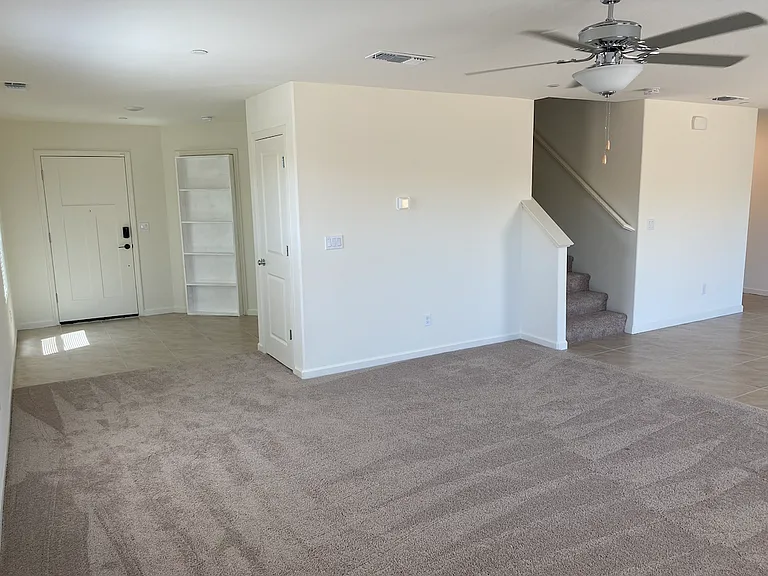 698 Keenan Ct — Photo 6