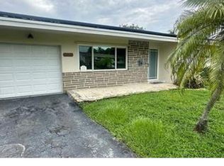 6877 NW 28th St, Fort Lauderdale, FL 33313