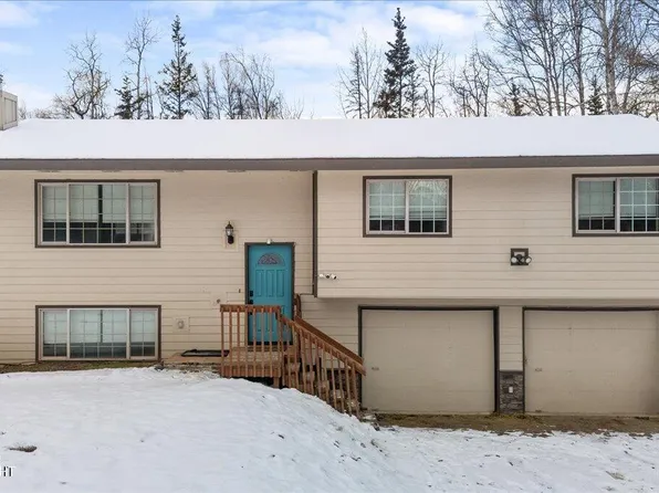 2930 N Parkwood Dr, Wasilla, AK 99654