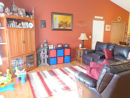  MAIN FLOOR LIVING ROOM