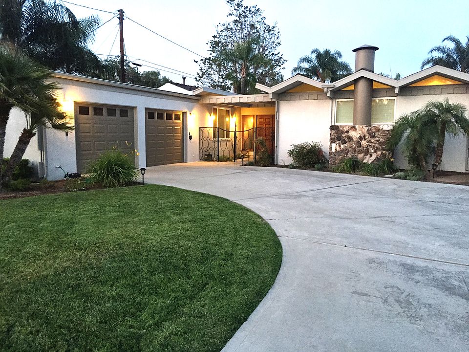 1st image of 3125 San Gabriel St