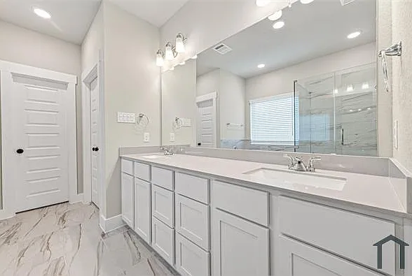 2216 Inglenook Grove Dr — Photo 14