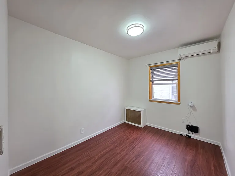 1650 Dahill Rd #2 — Photo 12