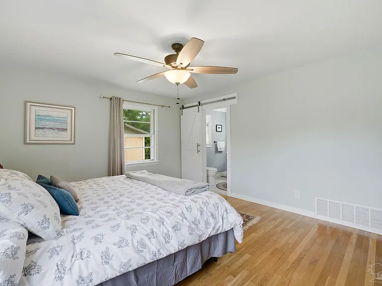 730 Nagel Dr — Photo 20