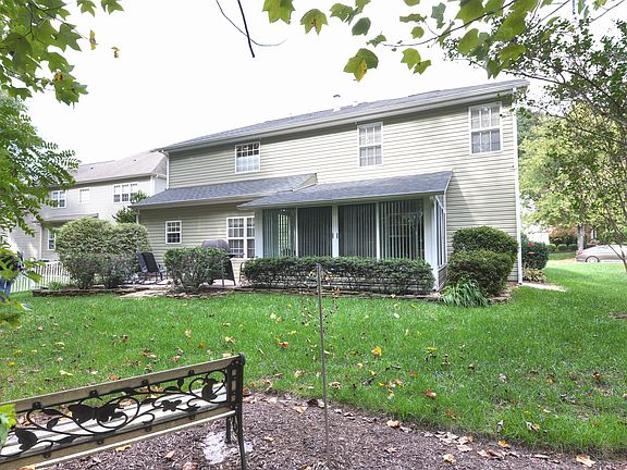 5th image of 9619 Willow Leaf Ln