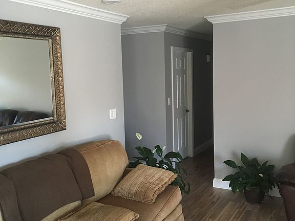 5th image of 417 Iroquois Ln