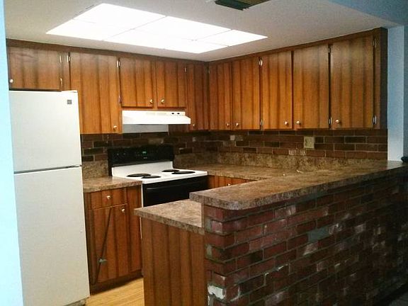 4th image of 1229 Seaview Dr