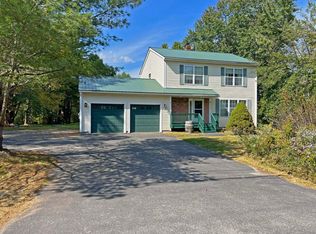 714 Kennebec Rd, Hampden, ME 04444