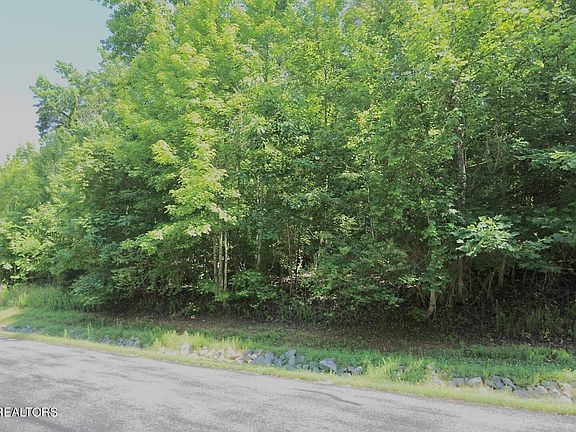 3rd image of 315 Eagle Ridge Dr #527