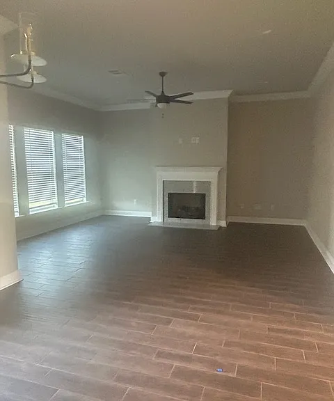 901 Hackberry Dr — Photo 8
