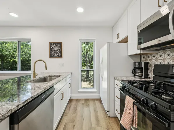 4101 Redstone Rd, Denton, TX 76209