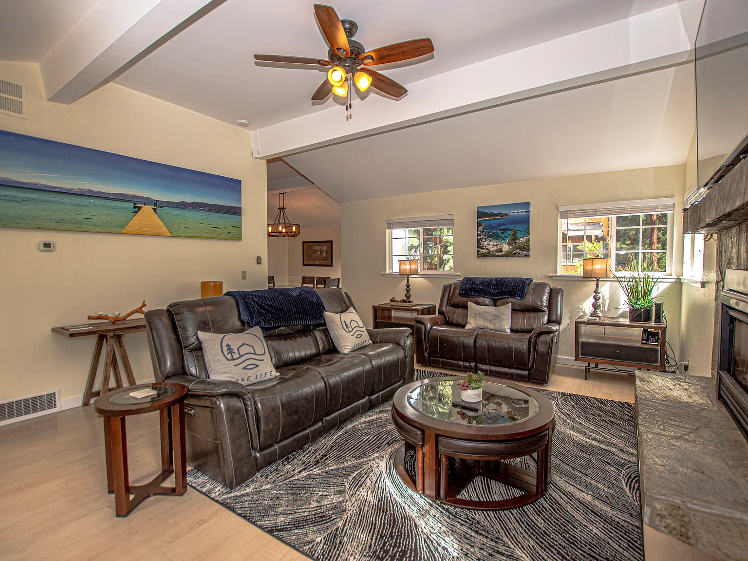 4 bed, 3734 sqft, $5,000 — Photo 3