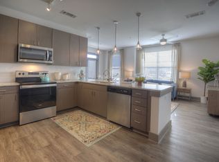 900 Crest Village Cir #3533471, Flowery Branch, GA 30542