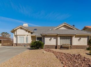 12805 Rain Shadow Rd, Victorville, CA 92395