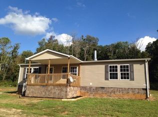 1022 Woodstock Ln, Strawberry Plains, TN 37871