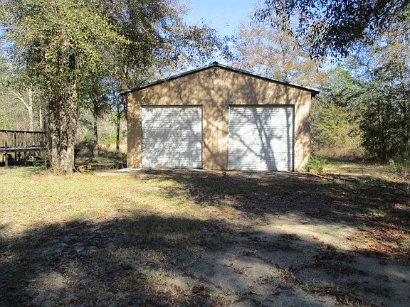 2nd image of 626 Lakeview Dr