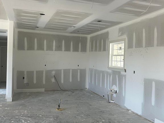 5th image of 4955 Rogdwin Rd