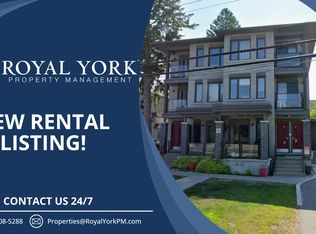 826 Pinecrest Rd, Ottawa, ON K2B6A9