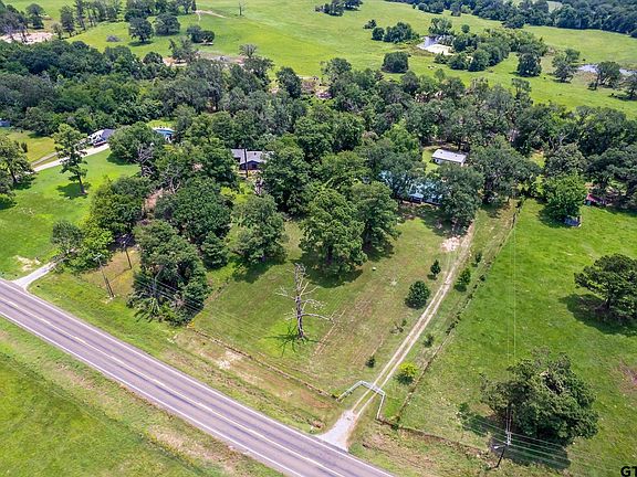 2nd image of 729 Cross Roads Hwy