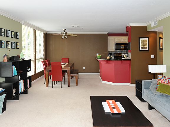 4th image of 3939 Illinois St APT 2A