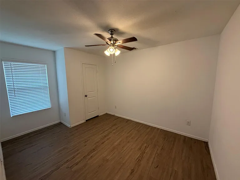 14514 Woodcott Warren Way — Photo 25