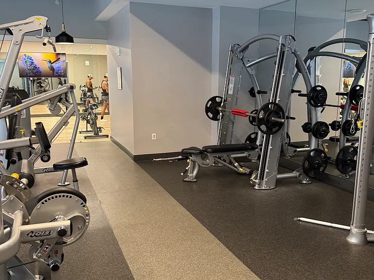 548 NW 30th St #A — Photo 36