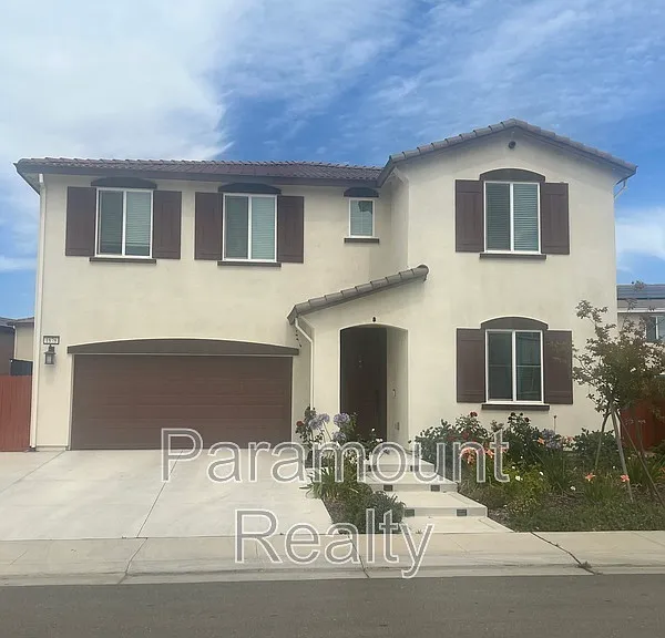 1878 Holland Ln — Photo 2