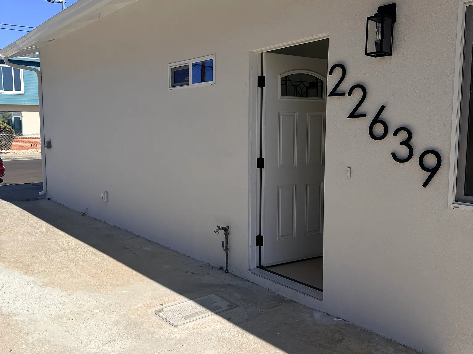2 bed, 871 sqft, $3,200 — Photo 2