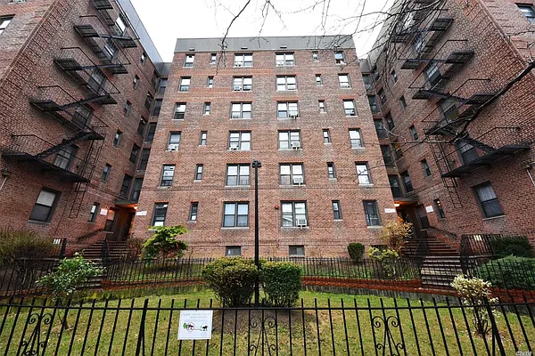 Sold by Alexander Madison Realty | media 2