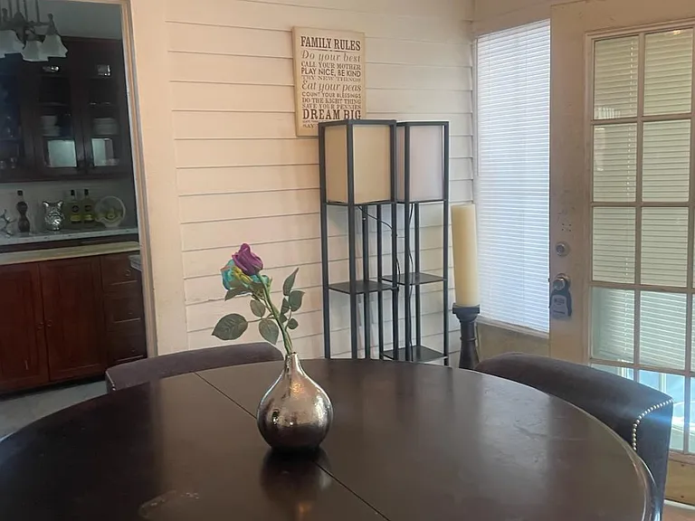 115 Lancaster St — Photo 6
