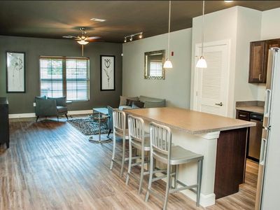 800 New Hampshire St #204, Lawrence, KS, 66044