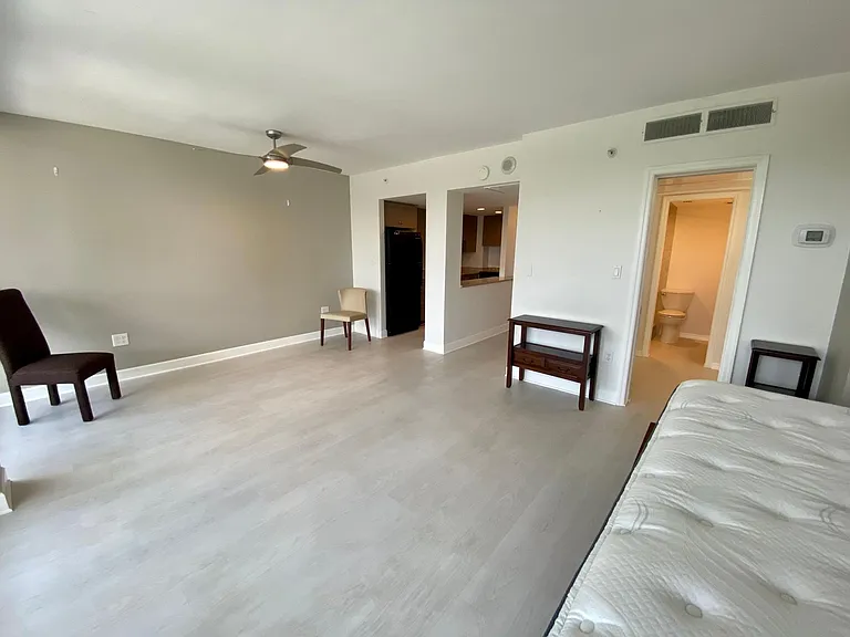 470 3rd St S #317 — Photo 12