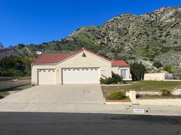 12617 Herron St, Sylmar, CA 91342