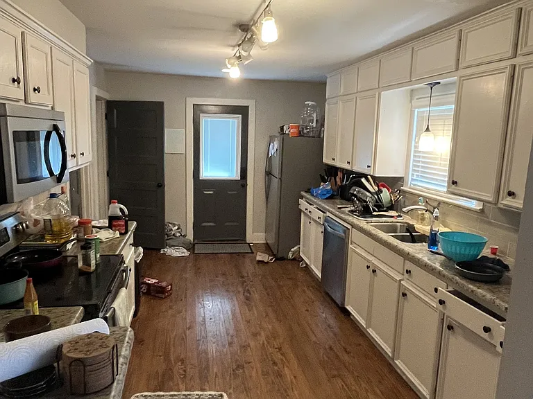 500 Brooks Ave — Photo 10