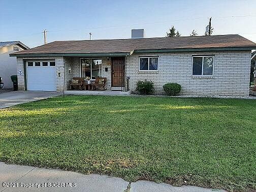 1st image of 304 E Boyd Dr