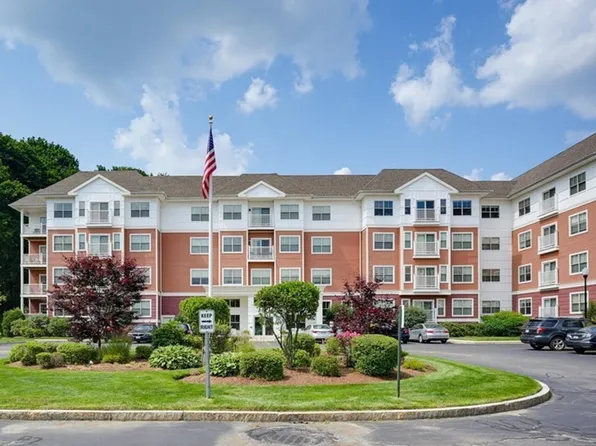 250 Main St Unit 216, Hudson, MA 01749