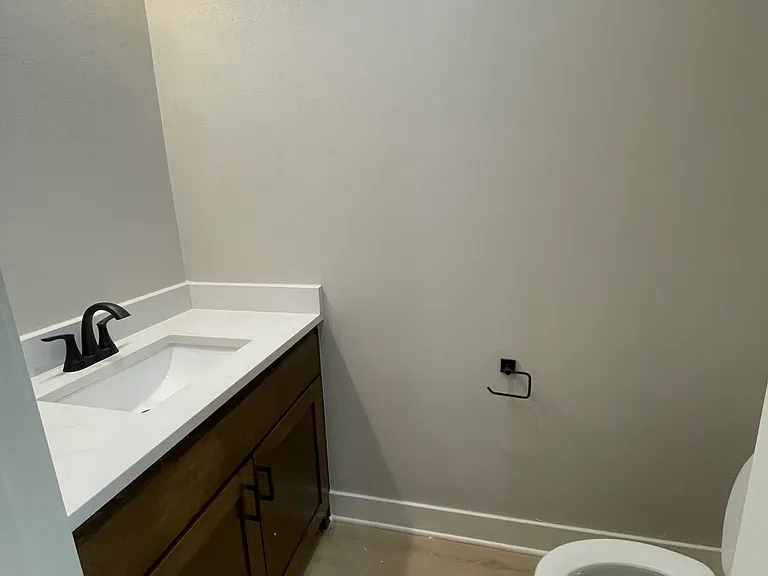 119 Idell Dr — Photo 2