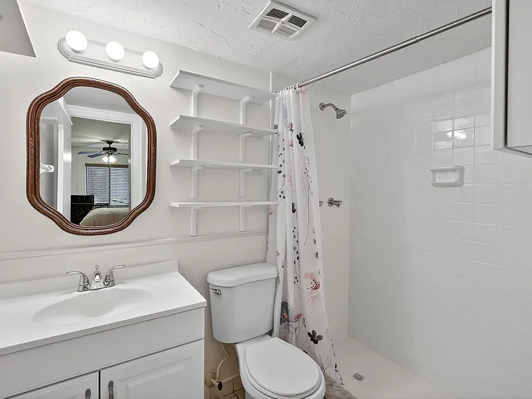174 Springwood Cir #B — Photo 12
