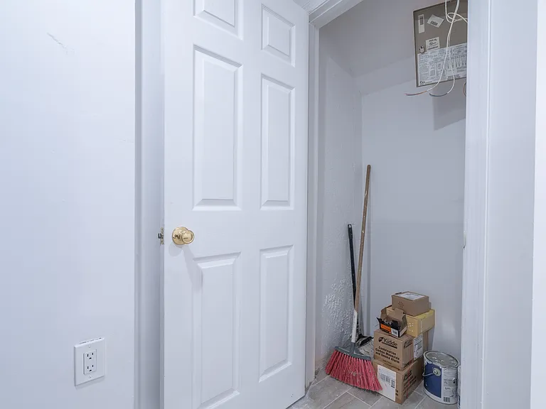 1895 Pacific St #1LL — Photo 10