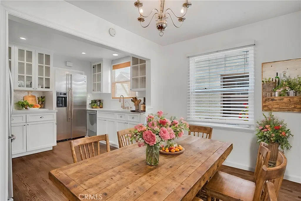 3 bed, 2.5 bath, 1932 sqft, $5,450 — Photo 4